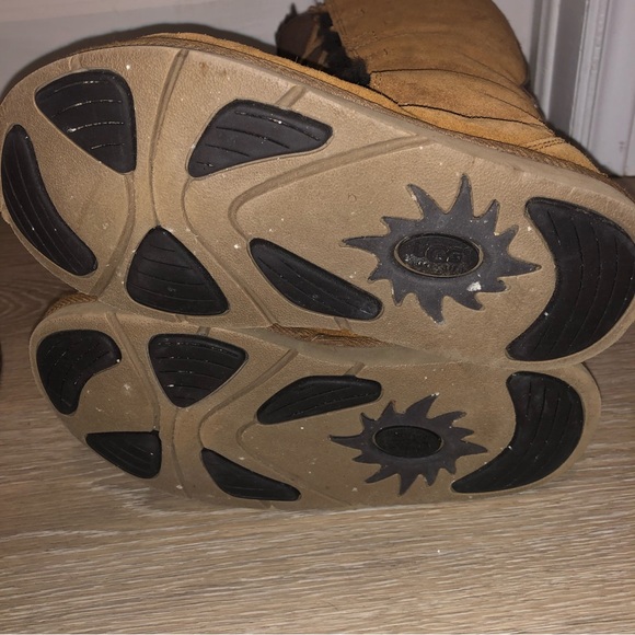 Ugg ladies winter snow boots size 7 - Picture 6 of 8